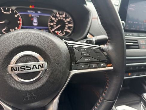 Used 2020 Nissan Altima 2.5 SR w/ Premium Package AWD/4WD image 18
