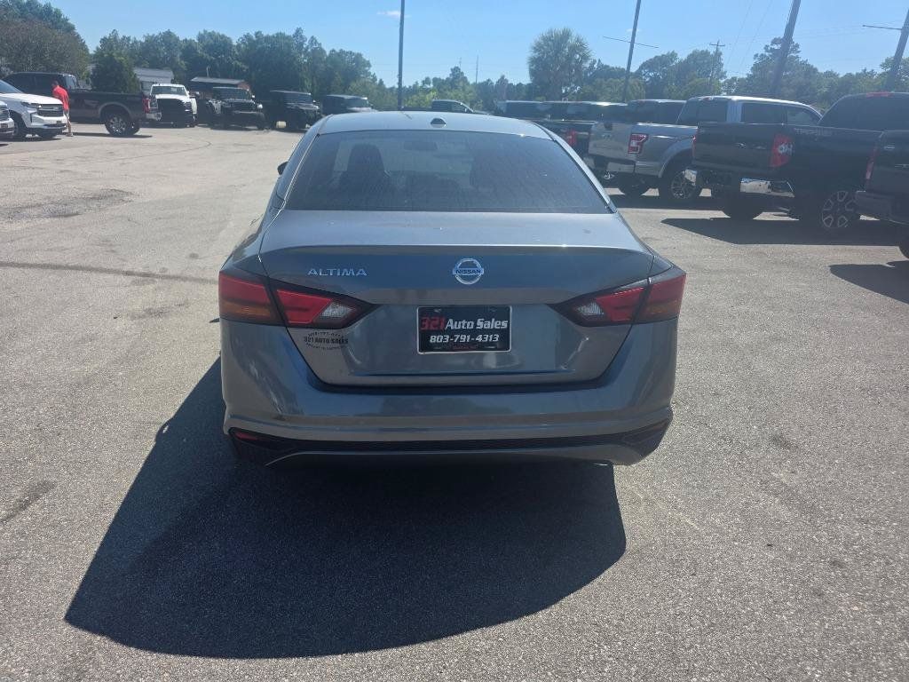 Used 2019 Nissan Altima 2.5 S FWD image 3