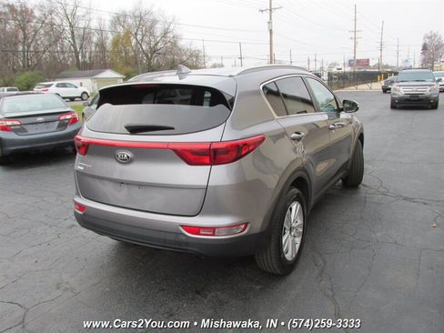 Used 2018 Kia Sportage LX w/ LX Technology Package image 7