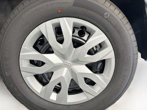 New 2026 Toyota Corolla Cross L FWD image 31