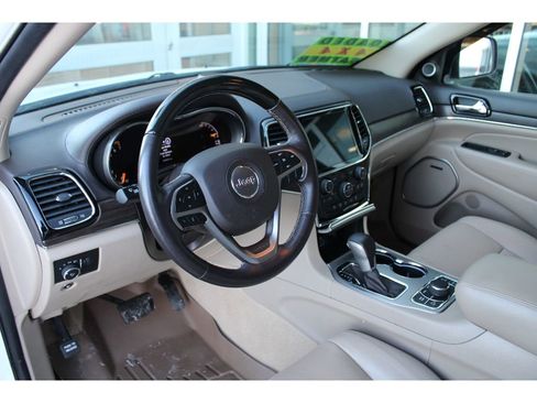 Certified 2021 Jeep Grand Cherokee Overland image 9