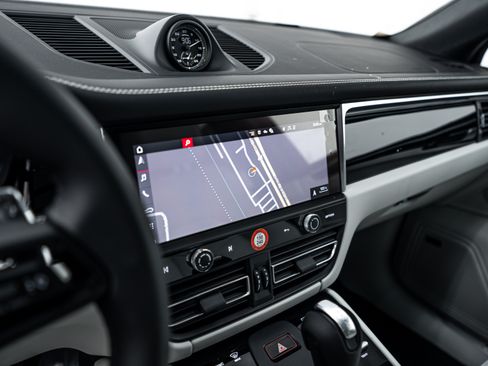 New 2026 Porsche Macan S AWD/4WD image 15