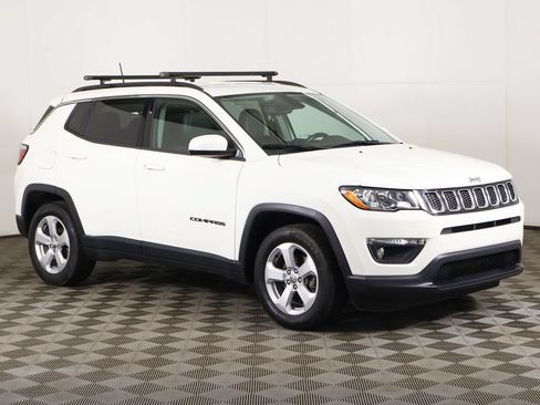 Used 2019 Jeep Compass Latitude FWD image 45