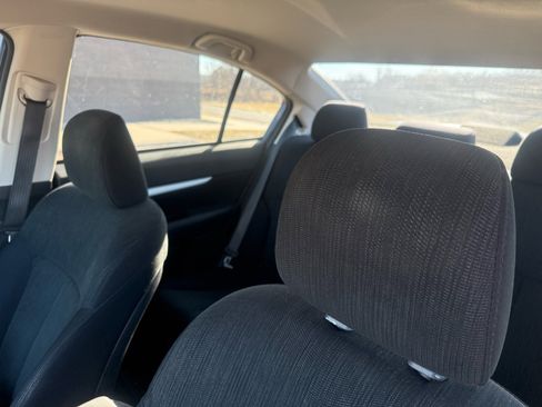 Used 2013 Subaru Legacy 2.5i Premium image 9