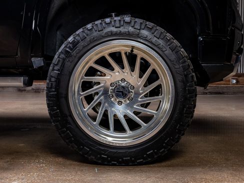 Used 2024 GMC Sierra 1500 Denali Ultimate image 11