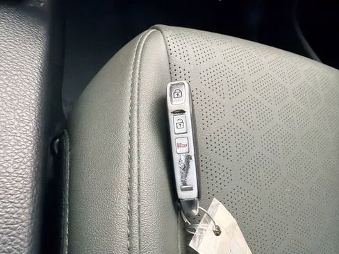 Certified 2024 Kia Seltos SX image 36