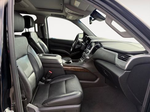 Used 2019 Chevrolet Tahoe LT image 19