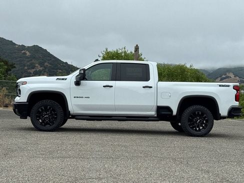 New 2026 Chevrolet Silverado 2500 LT w/ Trail Boss Package AWD/4WD image 7