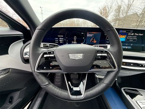 Used 2024 Cadillac Lyriq Luxury w/ LPO, Floor Liner Package image 11