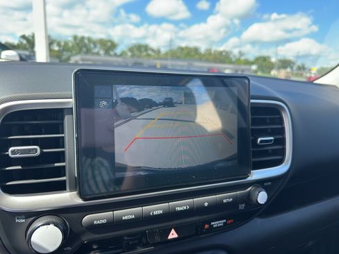 New 2026 Hyundai Venue SEL FWD image 19