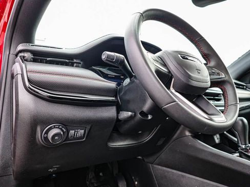 Used 2024 Jeep Compass Trailhawk image 23