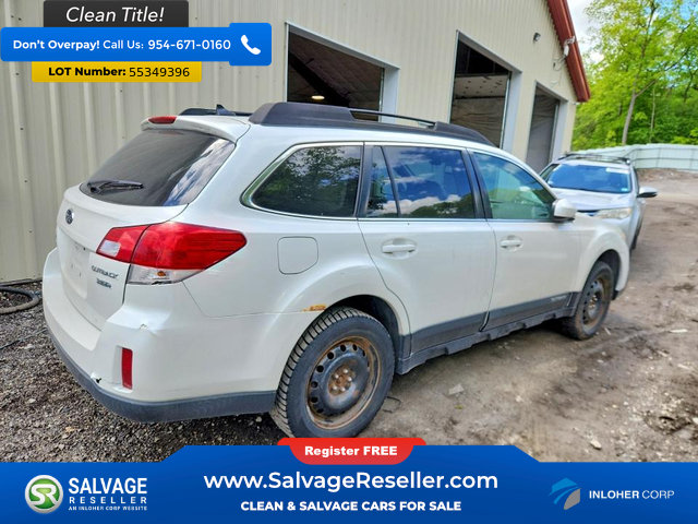 Used 2013 Subaru Outback 3.6R Limited AWD/4WD image 4