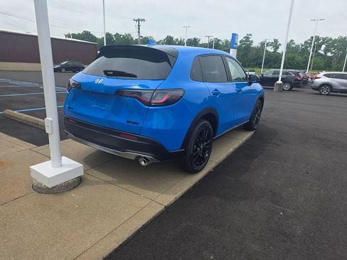 New 2026 Honda HR-V Sport image 3