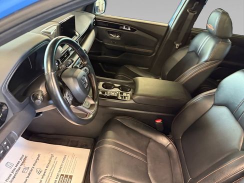 Used 2024 Honda Pilot TrailSport image 11