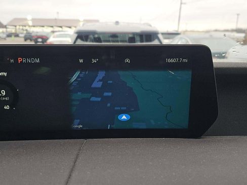 Used 2025 Ford Expedition Max Platinum image 24