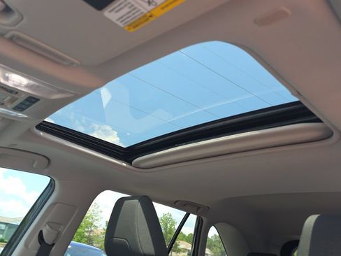 Used 2024 Toyota RAV4 XLE w/ Convenience Package FWD image 23