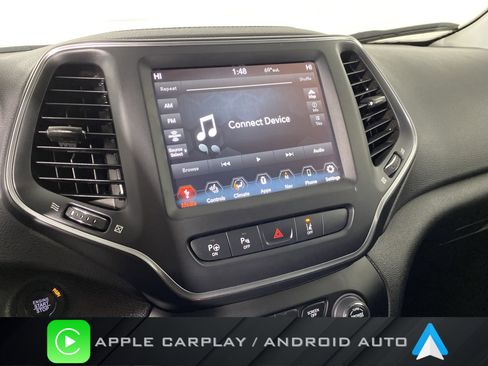 Used 2023 Jeep Cherokee Altitude Lux image 4