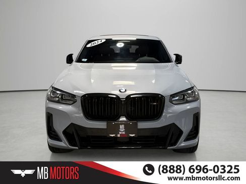 Used 2024 BMW X4 M40i AWD/4WD image 2