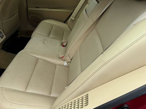 Used 2015 Lexus ES 300h w/ Navigation System Package FWD image 9
