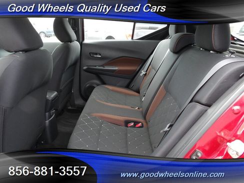 Used 2020 Nissan Kicks SR FWD image 14
