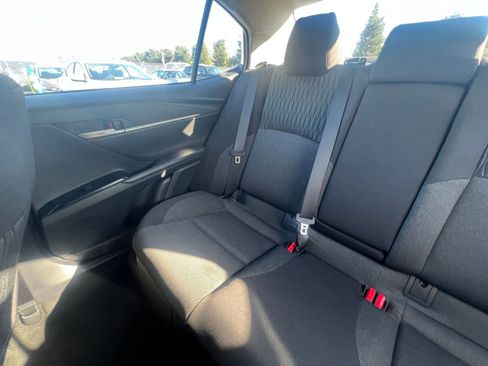 Used 2025 Toyota Camry LE image 39