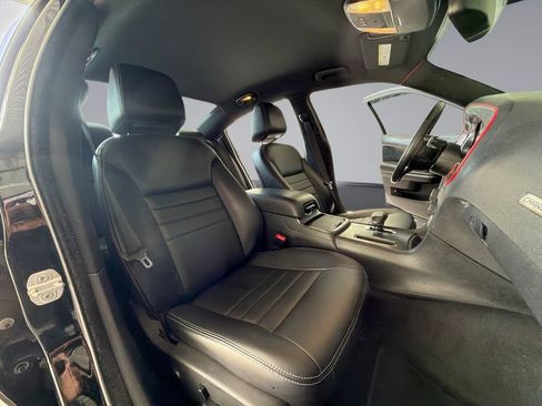 Used 2014 Dodge Charger SXT Plus RWD image 16
