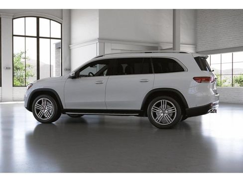 Used 2023 Mercedes-Benz GLS 450 4MATIC image 33
