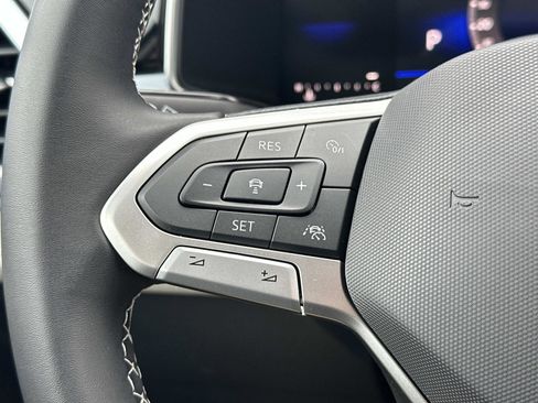 New 2026 Volkswagen Taos SE image 21