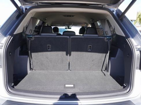 Used 2023 Volkswagen Atlas SE image 27