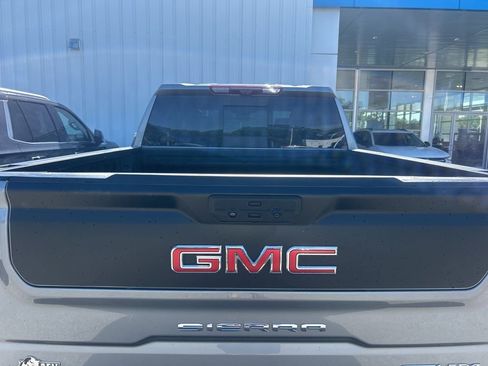 Used 2023 GMC Sierra 1500 AT4X w/ AT4X AEV Edition AWD/4WD image 5