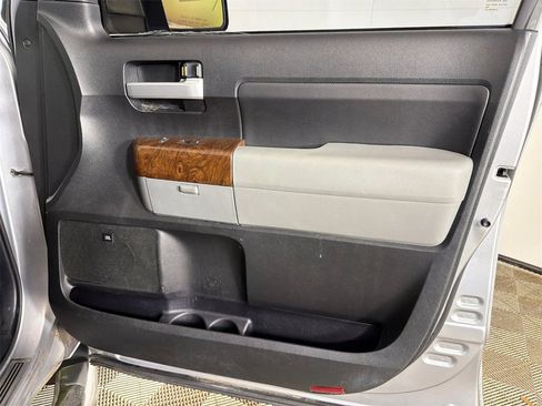 Used 2012 Toyota Tundra Limited image 15