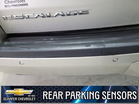 Used 2015 Cadillac Escalade Premium image 12