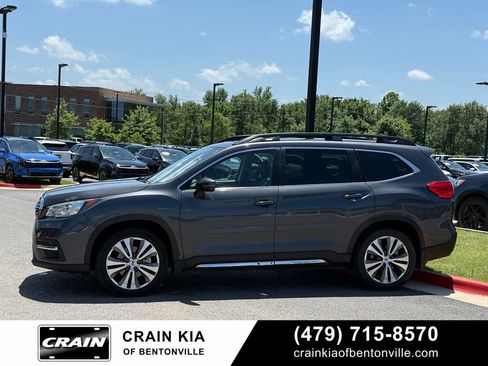 Used 2020 Subaru Ascent Limited w/ Technology Package AWD/4WD image 4