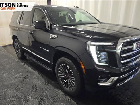 Used 2026 GMC Yukon Elevation image 2