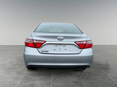 Used 2016 Toyota Camry LE FWD image 4