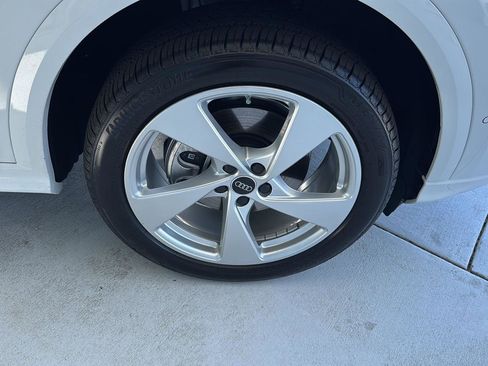 Used 2025 Audi Q5 Premium Plus image 33