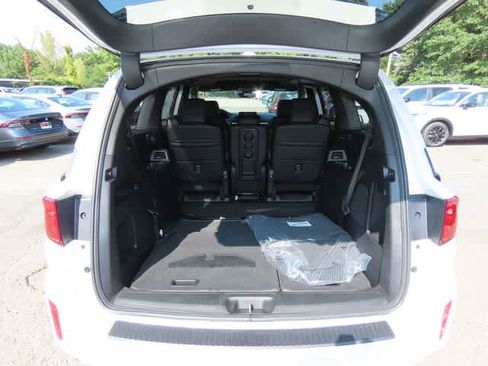 New 2026 Honda Odyssey Sport-L image 11