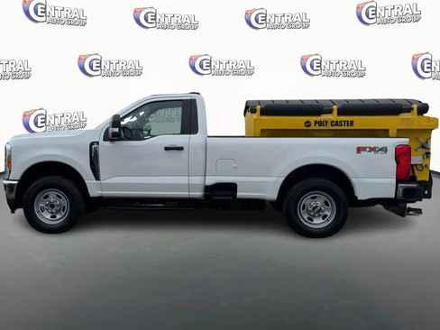 Used 2023 Ford F350 XL w/ FX4 Off-Road Package image 8