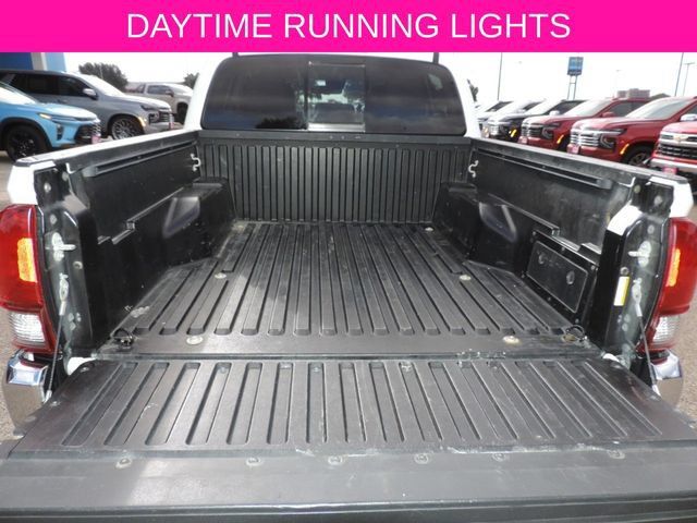 Used 2023 Toyota Tacoma SR5 RWD image 11