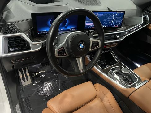 Certified 2024 BMW X5 xDrive40i w/ M Sport Package image 13