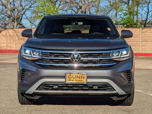 Used 2023 Volkswagen Atlas Cross Sport SE image 8