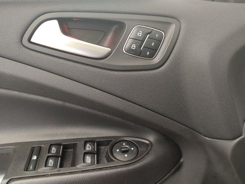 Used 2017 Ford Escape Titanium AWD/4WD image 27