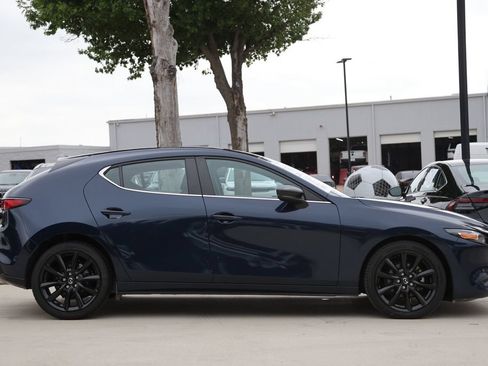 Used 2024 MAZDA MAZDA3 s FWD image 3