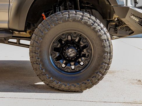 Used 2022 Ford F250 Lariat w/ Lariat Ultimate Package image 11