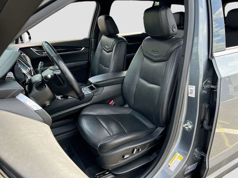 Used 2022 Cadillac XT6 Premium Luxury image 20