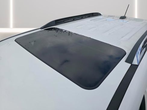 Used 2015 Chevrolet Equinox LTZ image 38