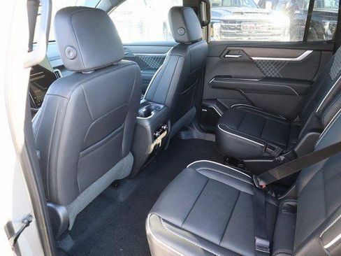 New 2026 GMC Acadia Denali w/ Super Cruise Package image 15