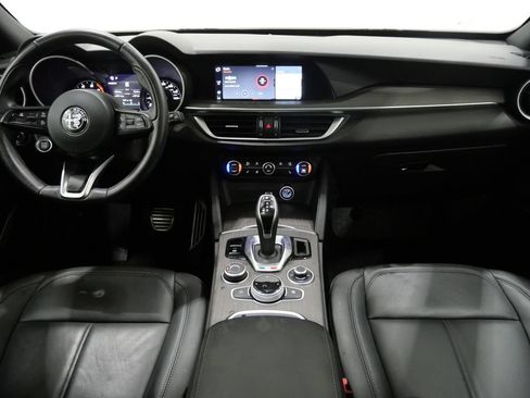 Used 2023 Alfa Romeo Stelvio Ti AWD/4WD image 11