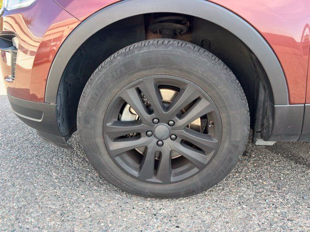 Used 2018 Ford Explorer XLT w/ Equipment Group 201A AWD/4WD image 10