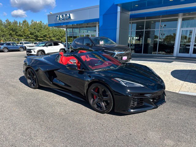 Used 2023 Chevrolet Corvette Z06 w/ Stealth Interior Trim Package RWD image 1